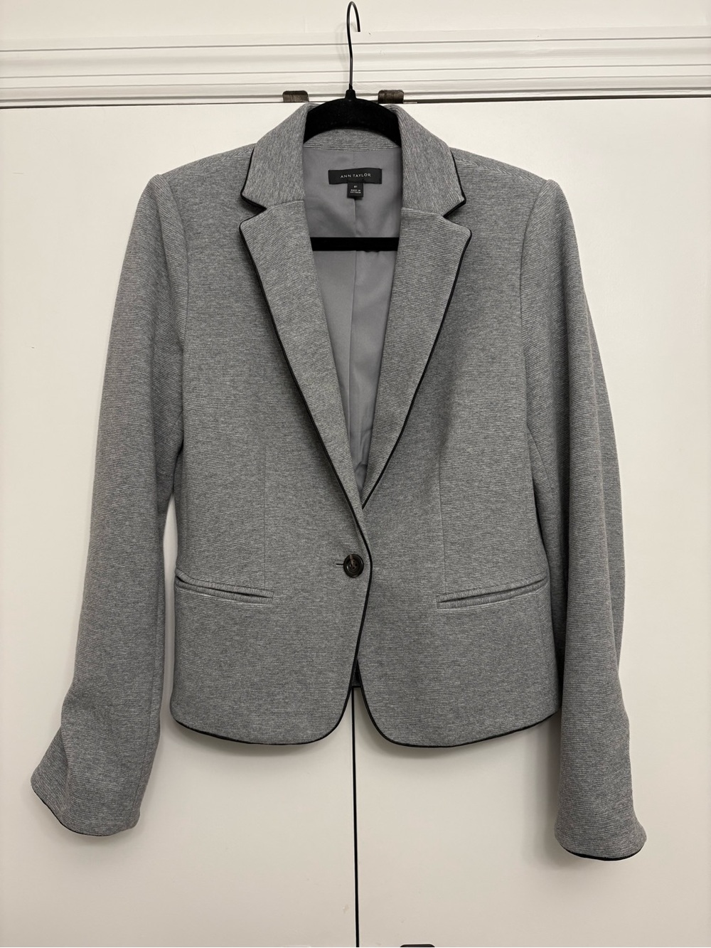 Ann Taylor Women’s Gray Single-Button Blazer - 8 Tall